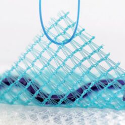 Parietex Composite Ventral, ein Netz, Fixations- und Einführsystem zur Anwendung bei kleinen ventralen Hernienreparationen.